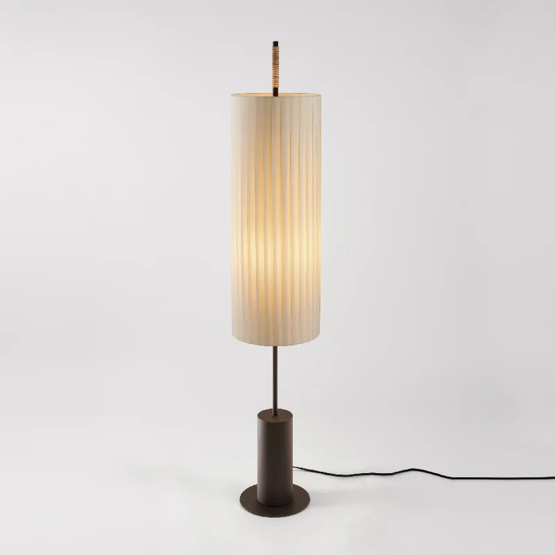 Dorica Floor Lamp