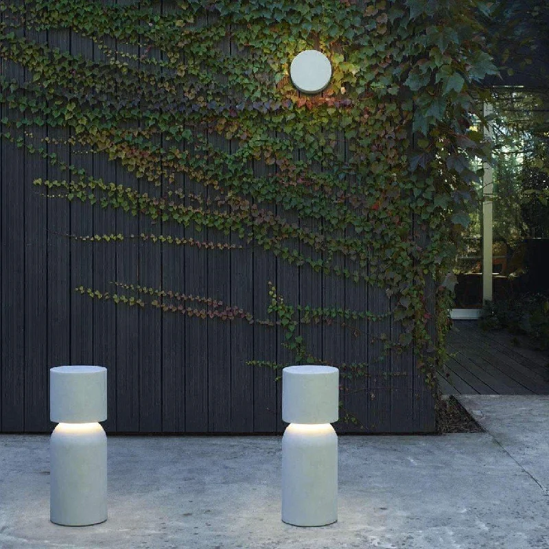 Luceplan Nui Outdoor Floor Lamp