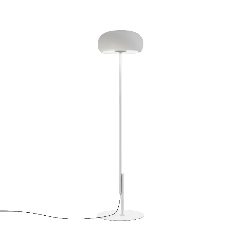 Vetra P LED Floor Lamp